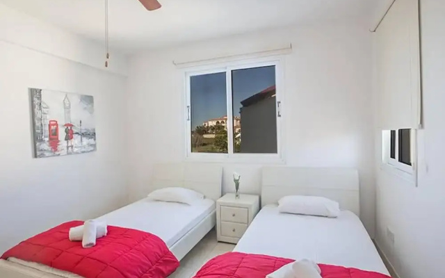 Apt Faye, Beautiful 2bdr Pernera Apartment