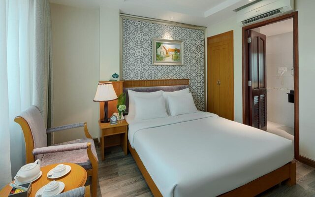 Silverland Sil Hotel