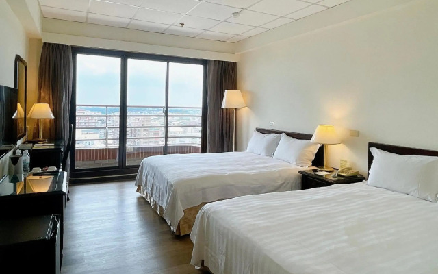 Metro Hotel - Howard Group