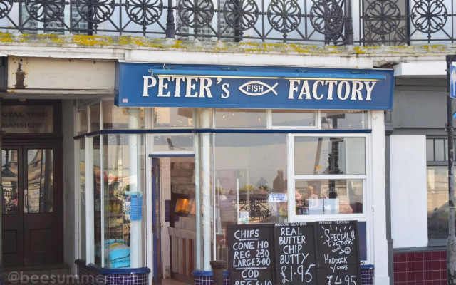 Popular - Modern Walpole Bay Apartment