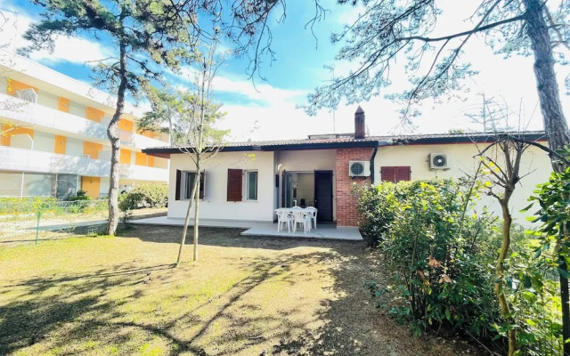 Villa With Garden Near the Beach