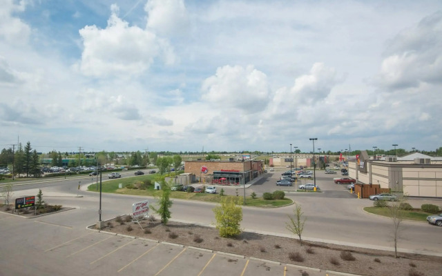 Four Points by Sheraton Saskatoon