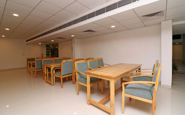 OYO 26911 Kcg Hotels