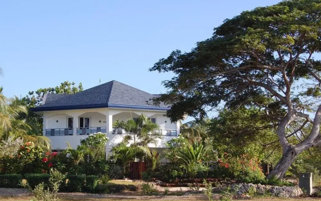 Panglao Beach House