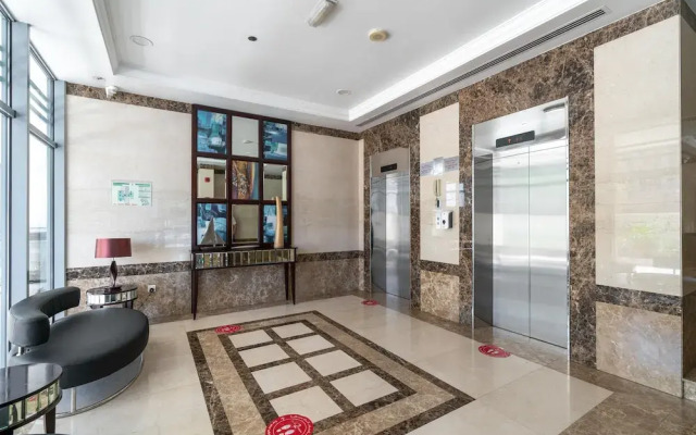 GLOBALSTAY. Marina Residences. Pool, Gym