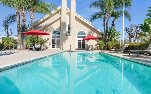 Chase Suites Hotel Brea-Fullerton