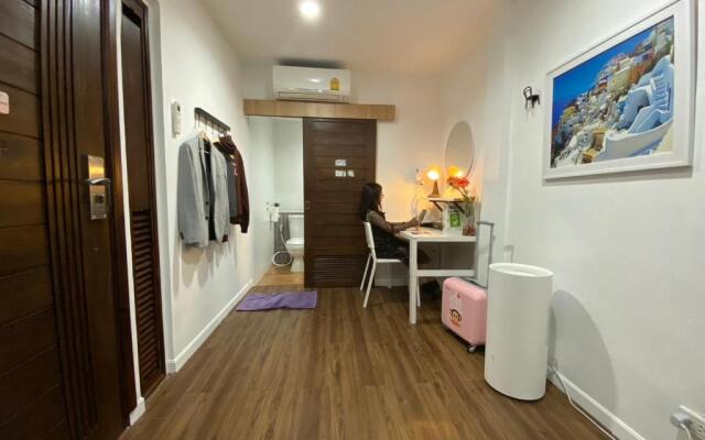 Click Hostel