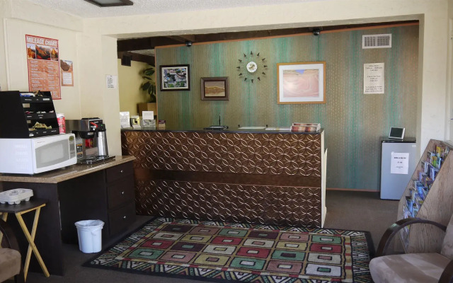 Aiken's Lodge