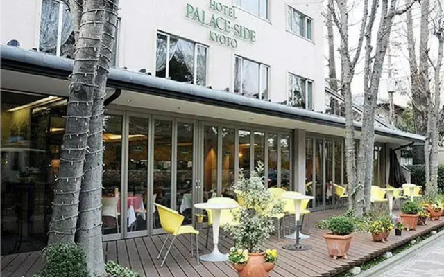 The Palace Side Hotel