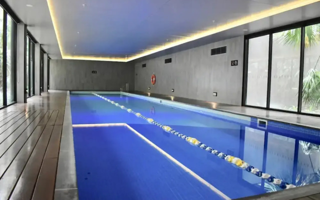 Modern 2 Bedroom Apartment In Melbourne's Southbank