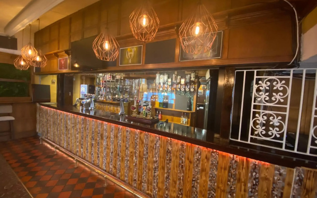 Boars Head Hotel