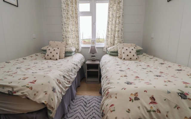 Pine Lodge
