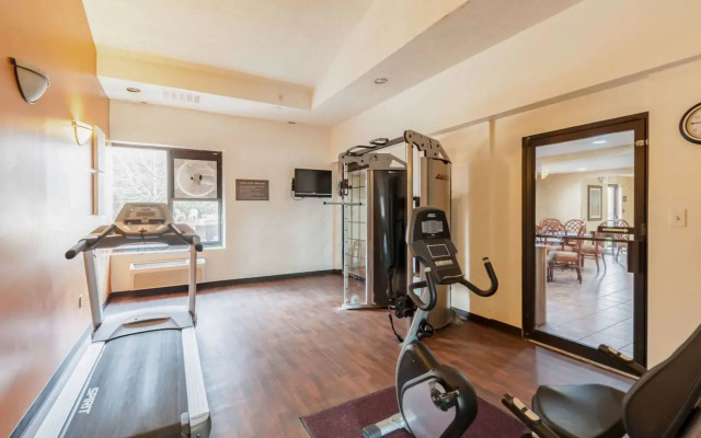 Red Roof Inn & Suites Chestertown