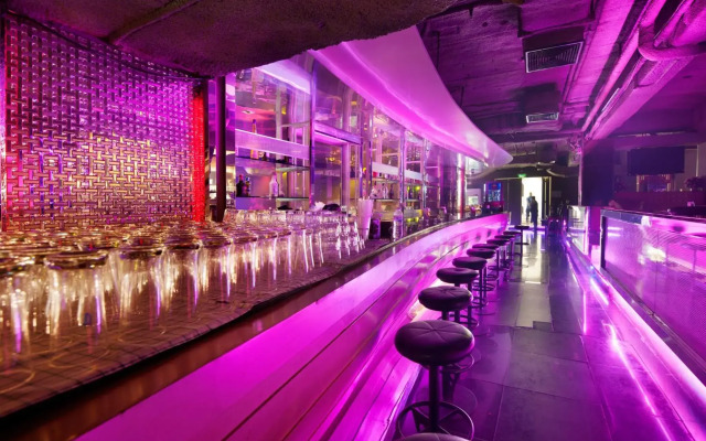 Grace Hotel