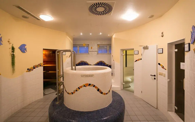 Thermenhotel Kurz