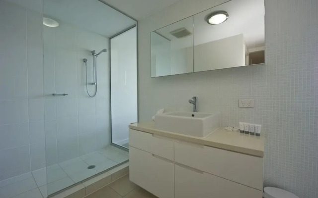 1 Bright Point Apartment 3102
