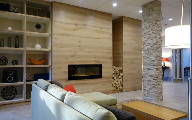 Country Inn & Suites by Radisson, Metairie (New Orleans), LA