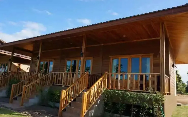 Lamoon Villa by the River