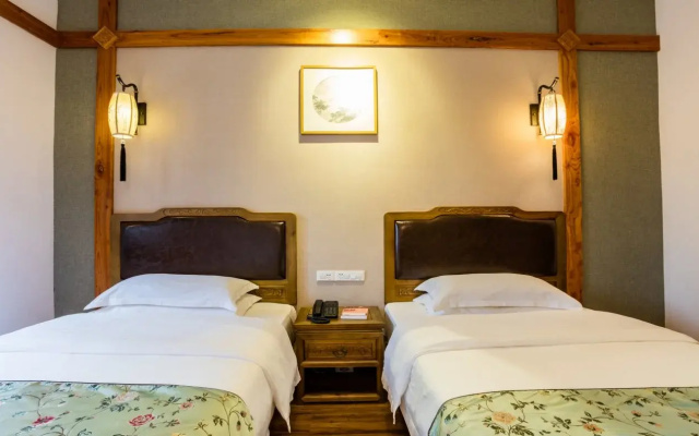 Yangshuo Riverview Hotel