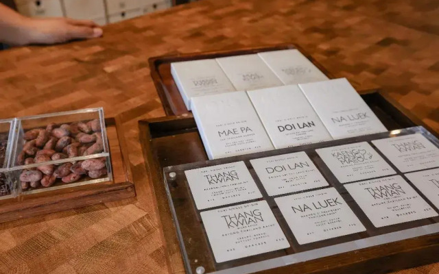 Seekers Finders Rama IV Hotel, SureStay Collection by BW
