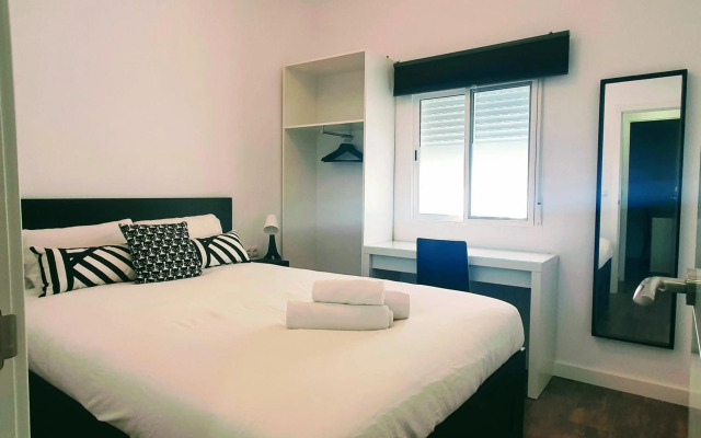 Recien renovado junto a Santa Justa y el centro