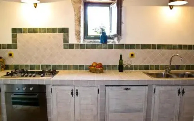 Stone House Pojata