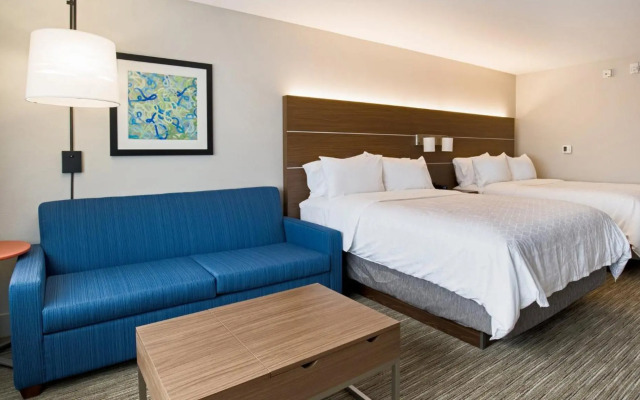 Holiday Inn Express & Suites Racine by IHG
