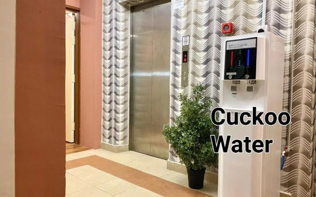 OYO 142 SH Hotel Kota Damansara