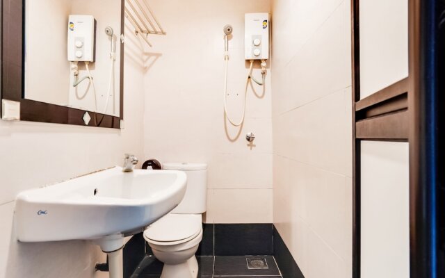 Bjorn Hotel by OYO Rooms