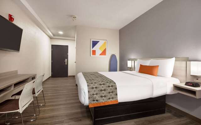 Microtel Inn & Suites by Wyndham Raleigh