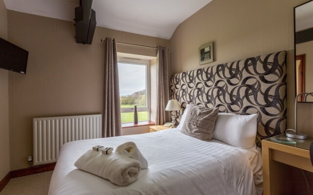 Westlakes Hotel and Restaurant