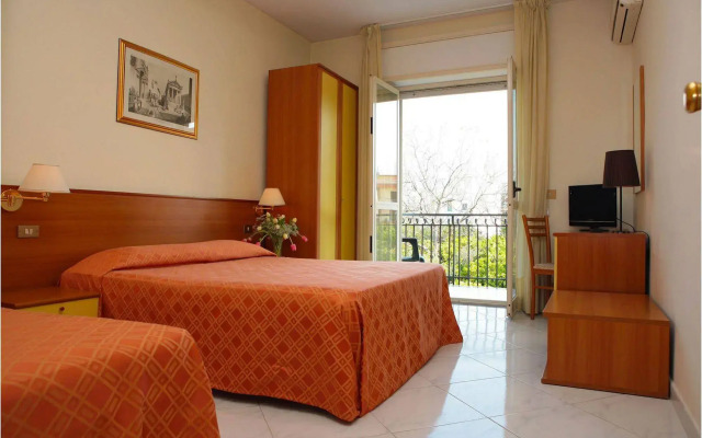 Hotel Iside