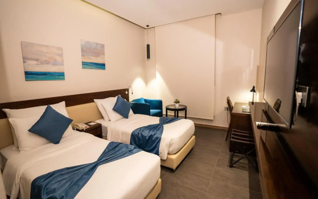 The Compass Hotel