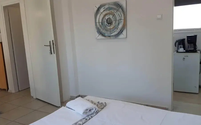 Errathens Sky Apartment