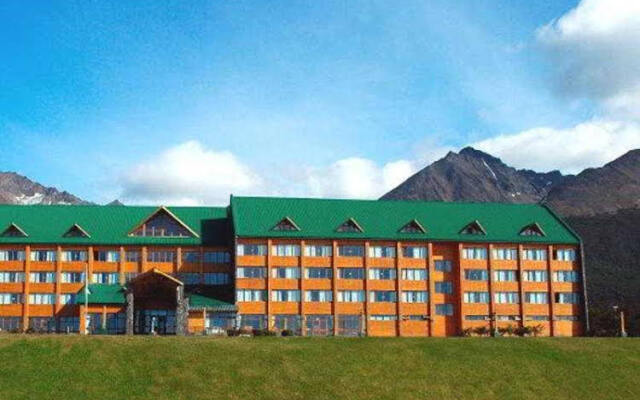 Cyan Del Glaciar Hotel