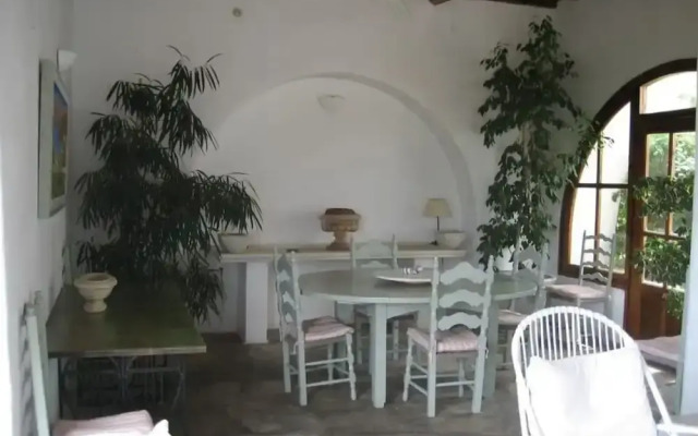 Stunning Family Villa Nestled in Nature With Spece