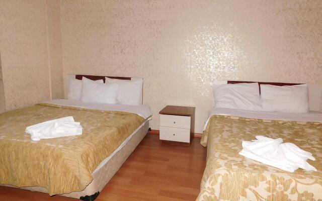 Ast Hotel