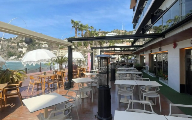 ON ALETA ROOM designed for adults