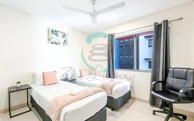 Townscape Vista Pool Gym Workspace Balcony