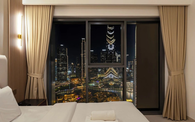 Panoramic Burj Khalifa View by Propigo
