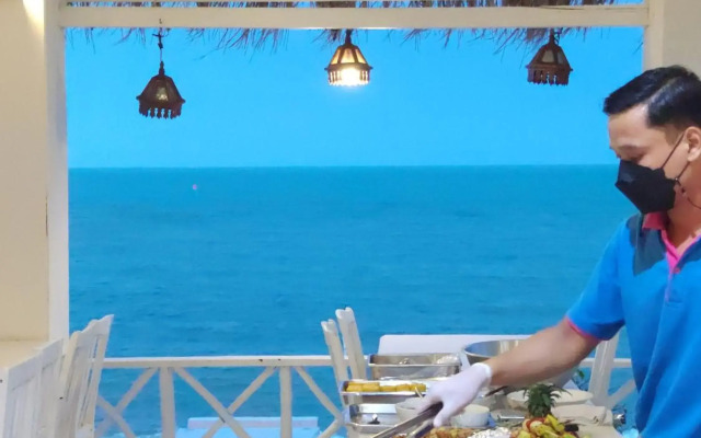 Sand Sea Beach Resort