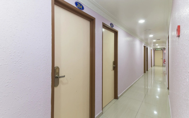 Super OYO 258 Hotel SMC Alam Avenue