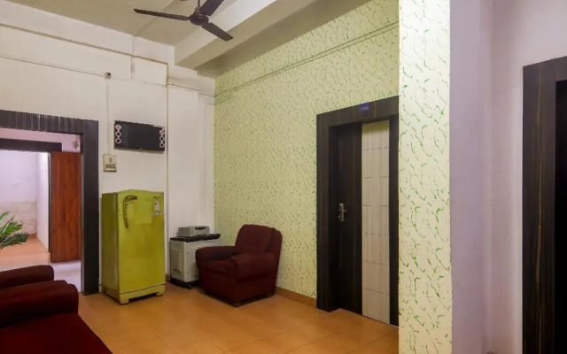 Hotel Golden Orchid by OYO Rooms