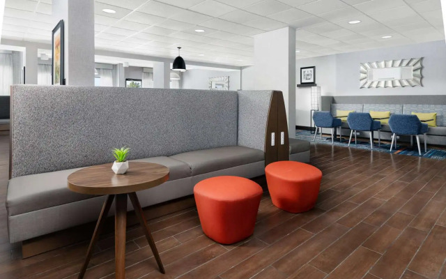 Hampton Inn Memphis-Walnut Grove/Baptist Hospital East