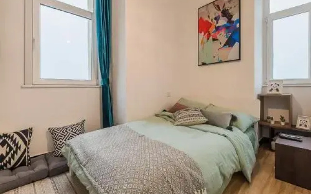 Xi'an Beilin·Small Goose Tower· Locals Apartment 00123900