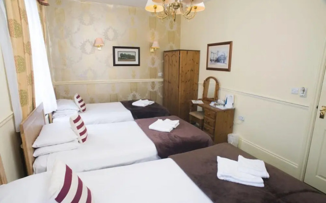 Station Hotel