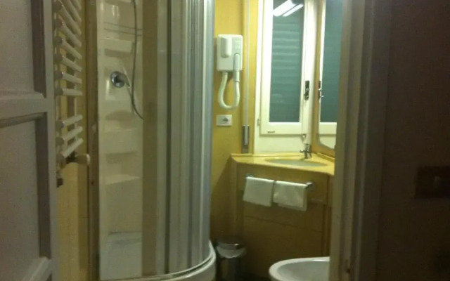 Hotel Pensione Moderna
