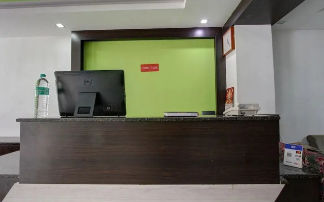 Capital O 46699 Hotel Insta