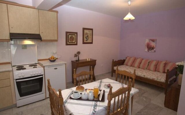 Aphrodite Hotel & Apartments