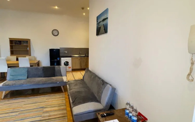 Westgate Haven - Spacious 4 Bedroom Apartment